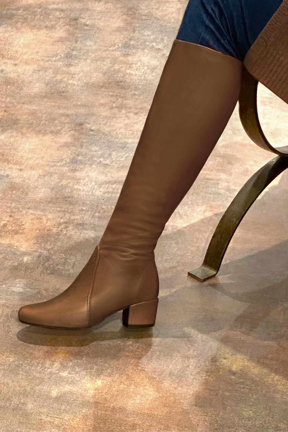 Caramel brown women's feminine knee-high boots. Round toe. Low flare heels. Made to measure. Worn view - Florence KOOIJMAN
